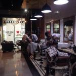 Barber Shop The Cave Barber Shop Paseo Sf en Cumbaya