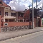 Barber Shop Tres Bigotes Sucursal Estadio en Cuenca